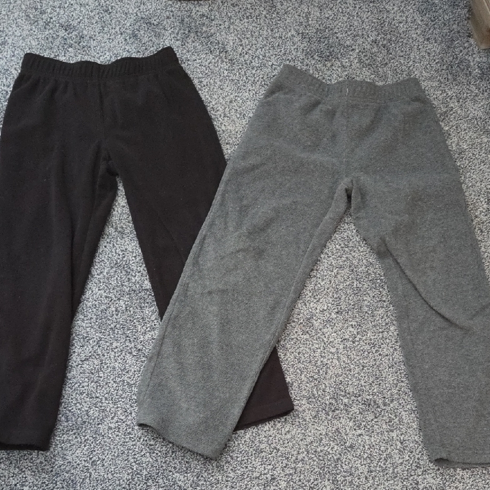 2 Pairs Of Place Fleece Pants, Black and Gray Kids